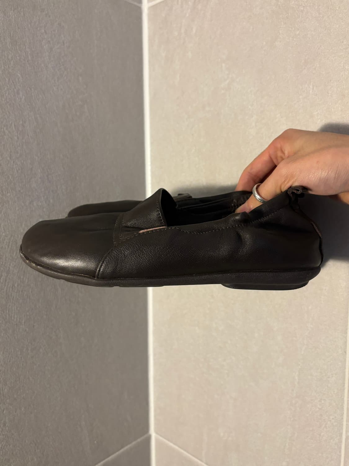 Ecoe 레더 플랫슈즈 상품이미지2