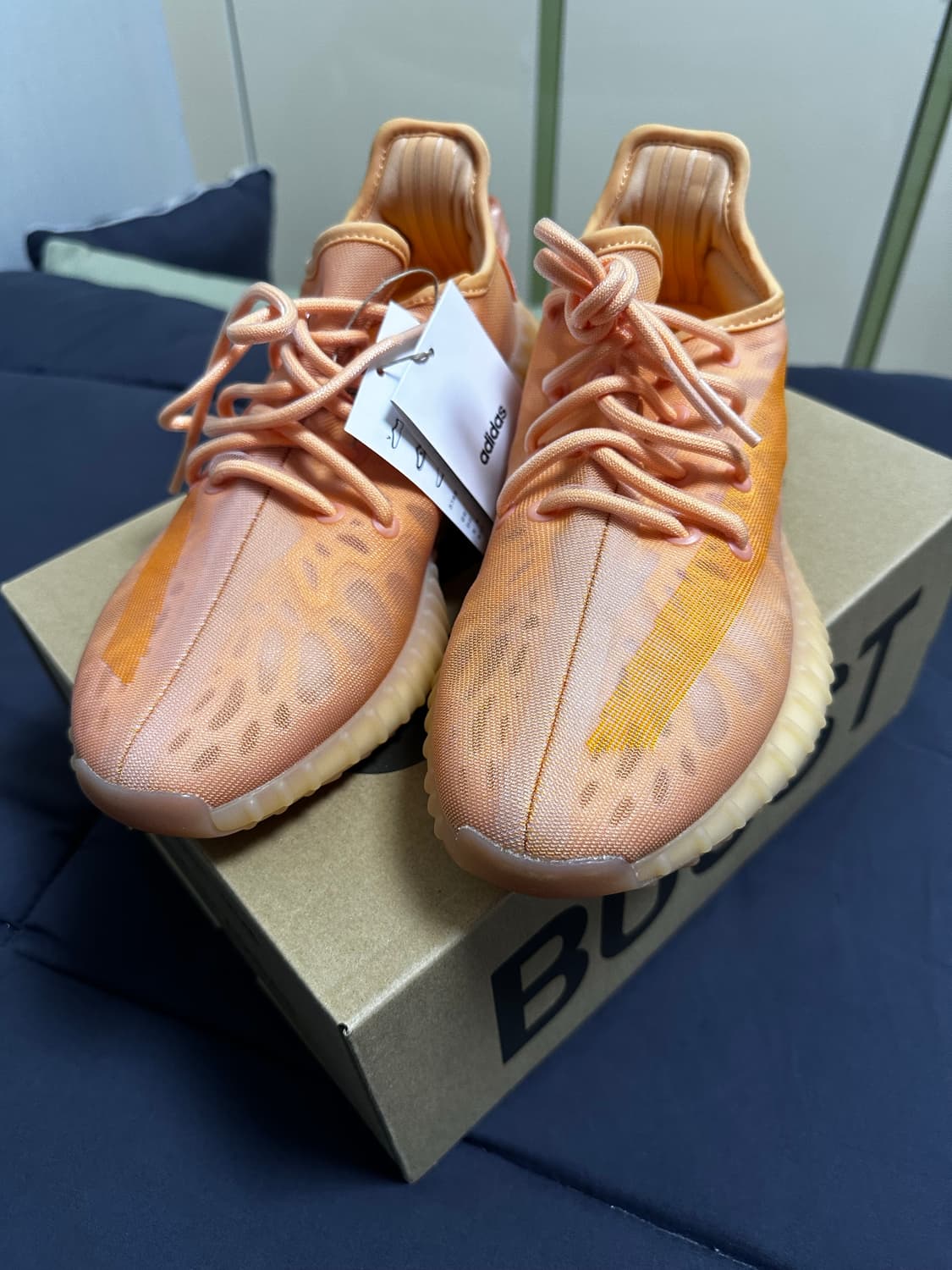 Yeezy boost 350 V2 mono clay 상품이미지1