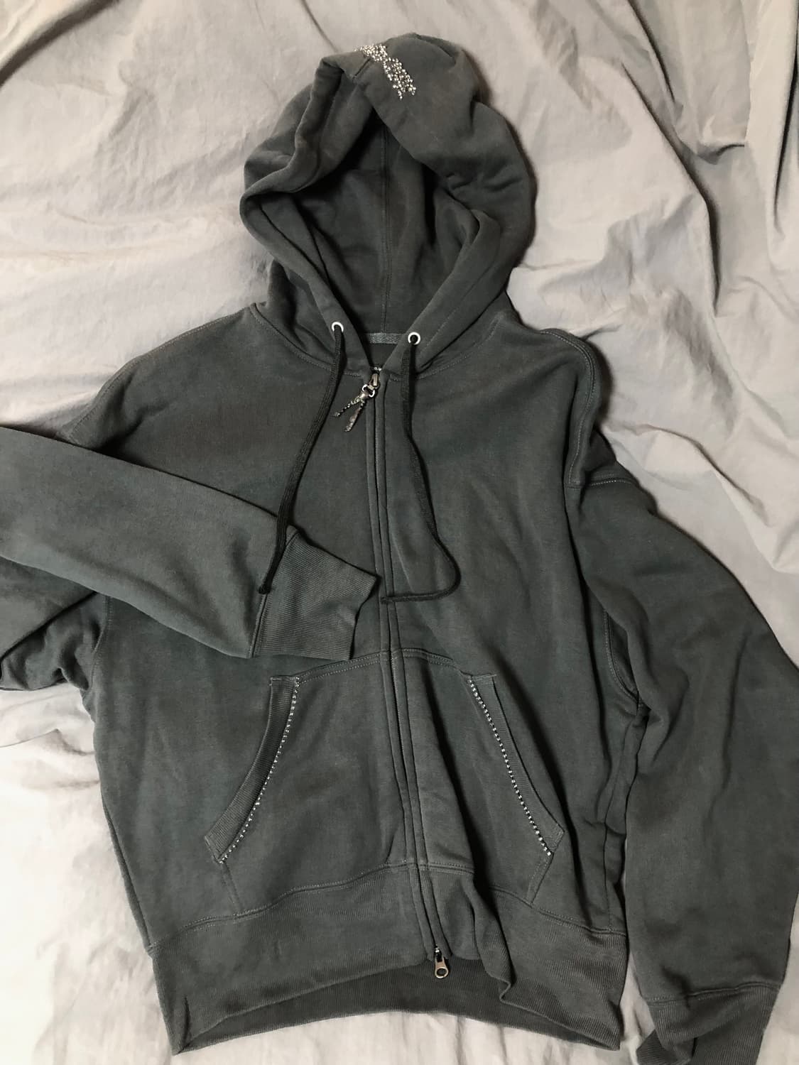 Beaded Saint Hoodie Zip-Up Charcoal 상품이미지3