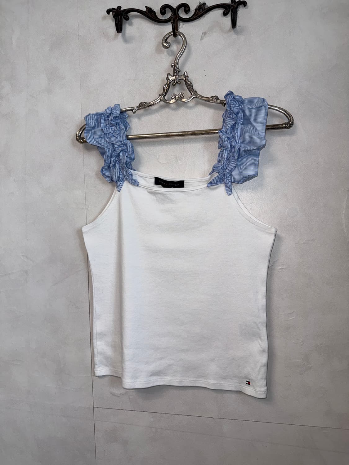 Tommy Hilfiger frill sleeve detail 슬리브리스 상품이미지4