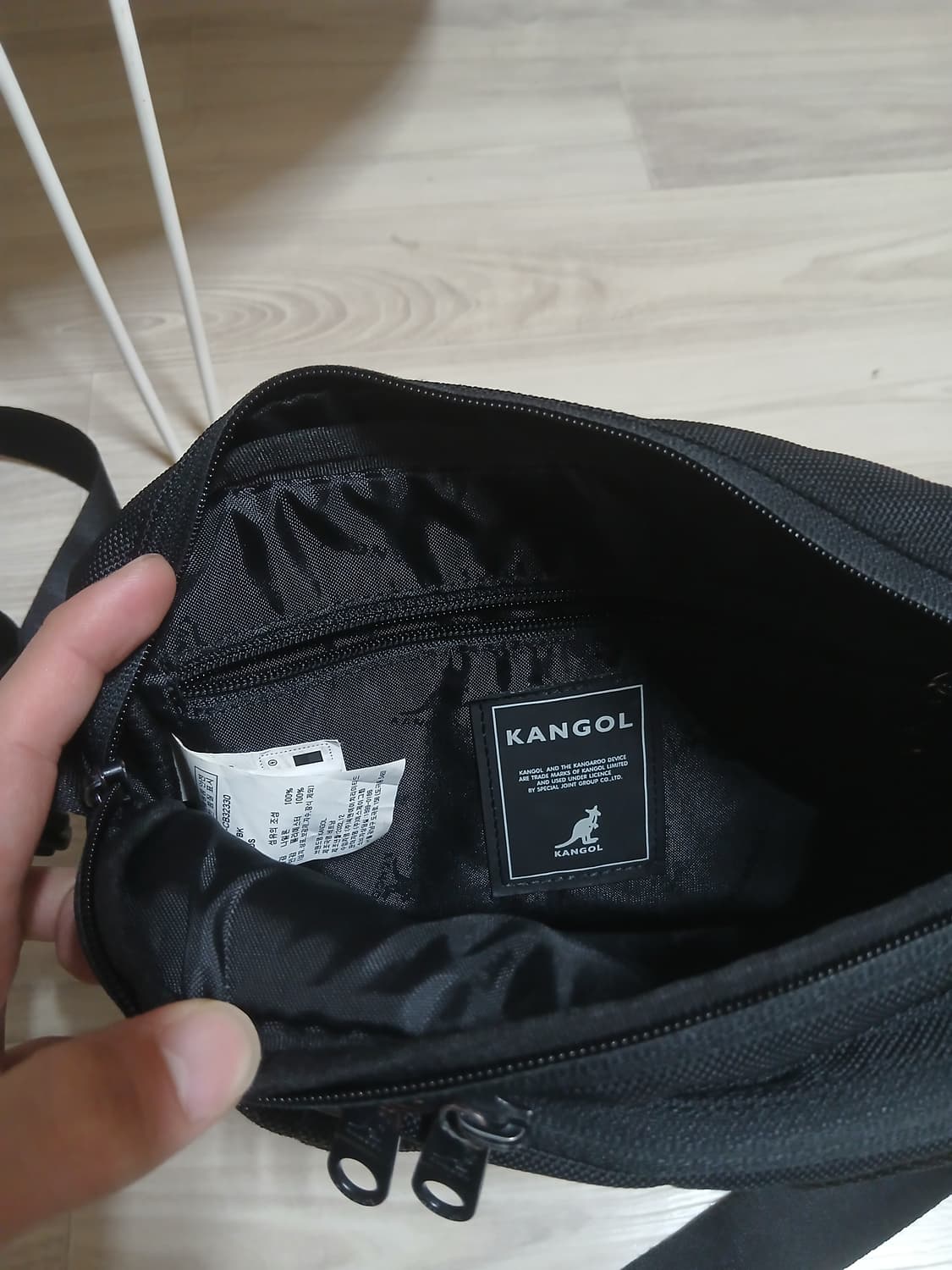 캉골 듀스 III 크로스백 블랙 중고 팝니다 상품이미지5