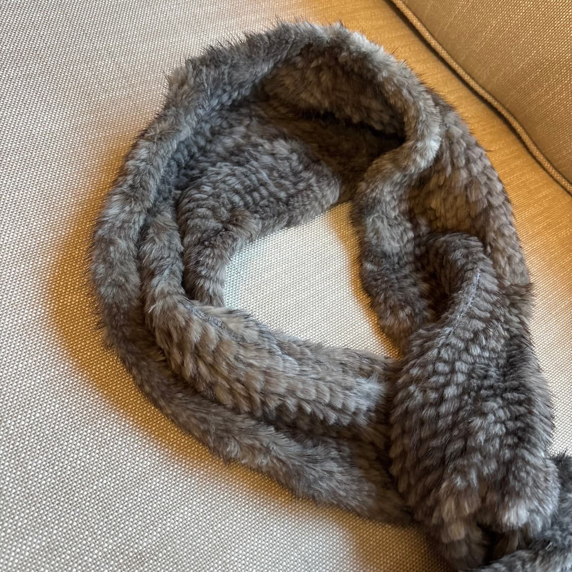 천연밍크 니팅 목도리 딥그레이 상품이미지6