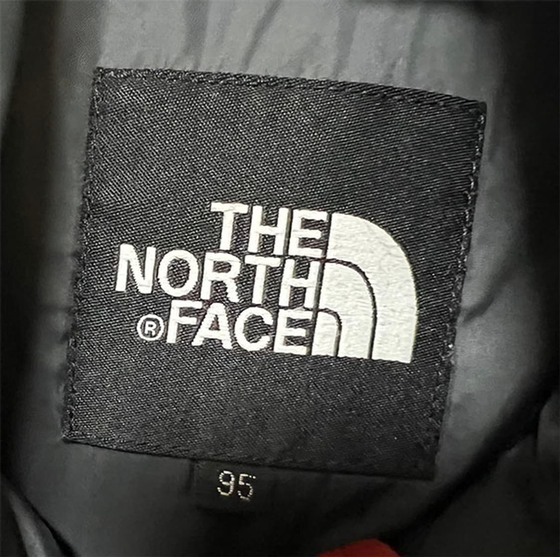 노스페이스700 남자 눕시패딩 구스 빨검 95-100  상품이미지3