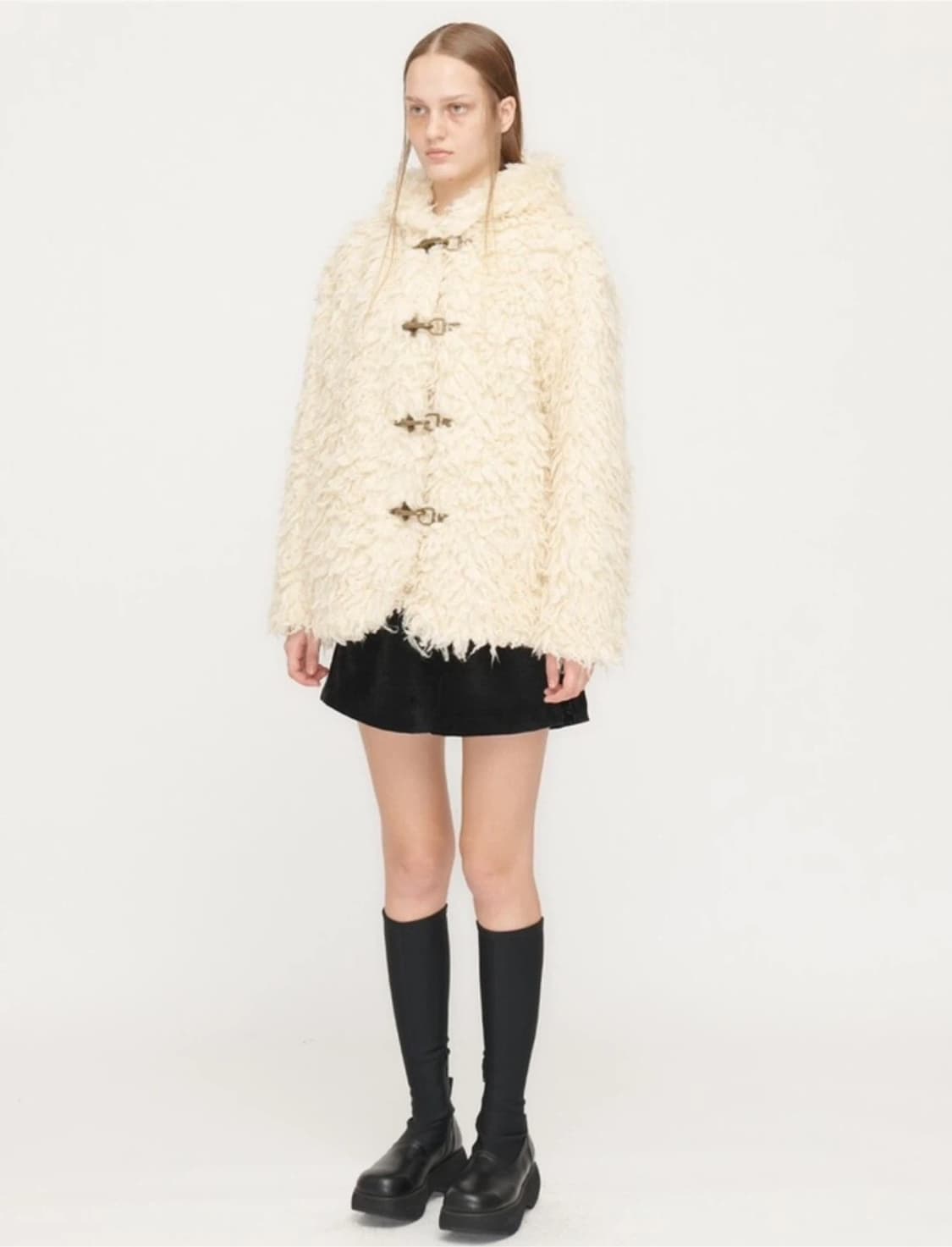 더오픈프로덕트 시어링 더플 퍼 자켓 아이보리 상품이미지2