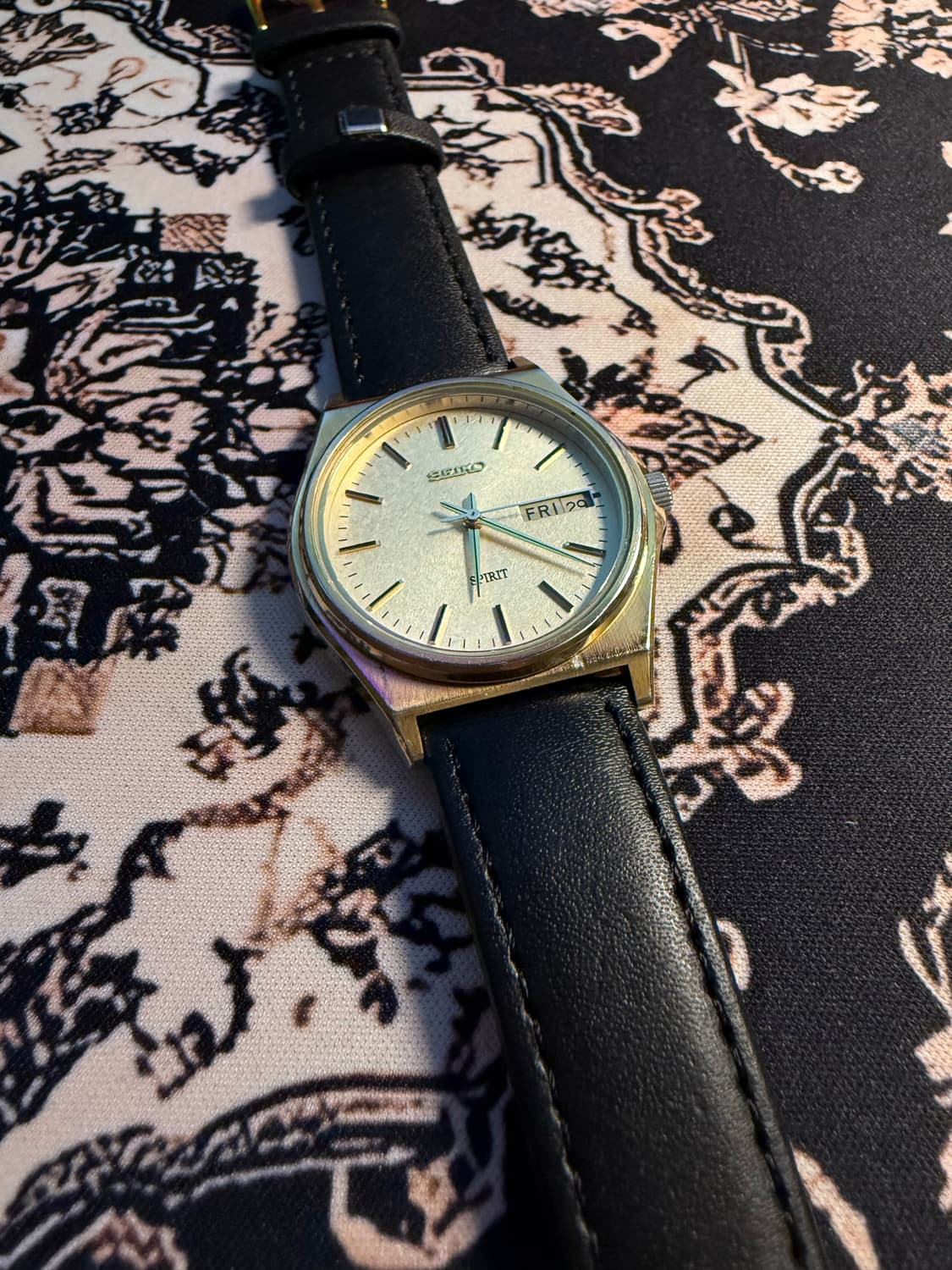 Seiko 빈티지 쿼츠 시계 상품이미지1