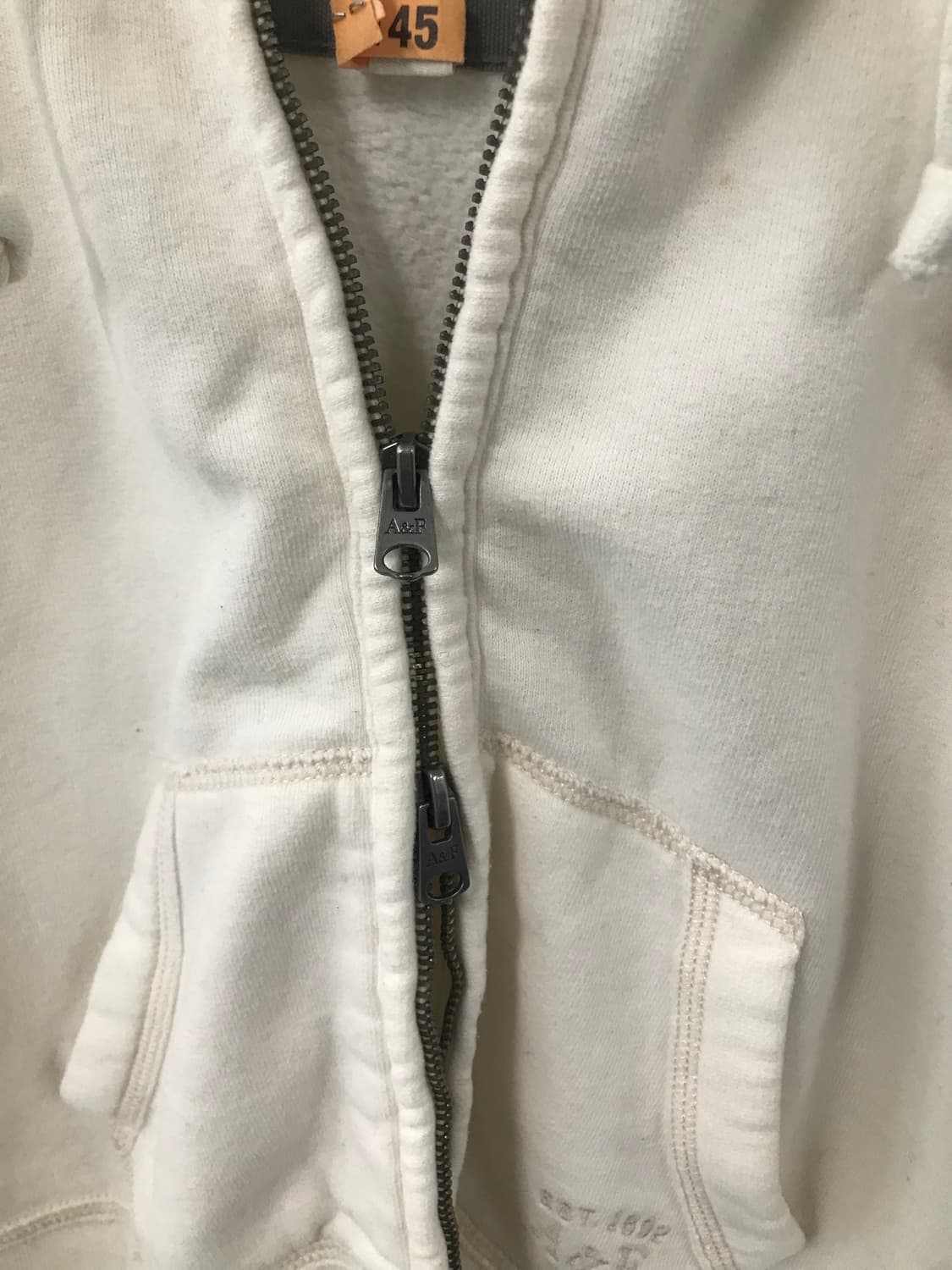 아베크롬비 y2k 와투케 산양로고 아이보리 하프 후드집업 상품이미지5