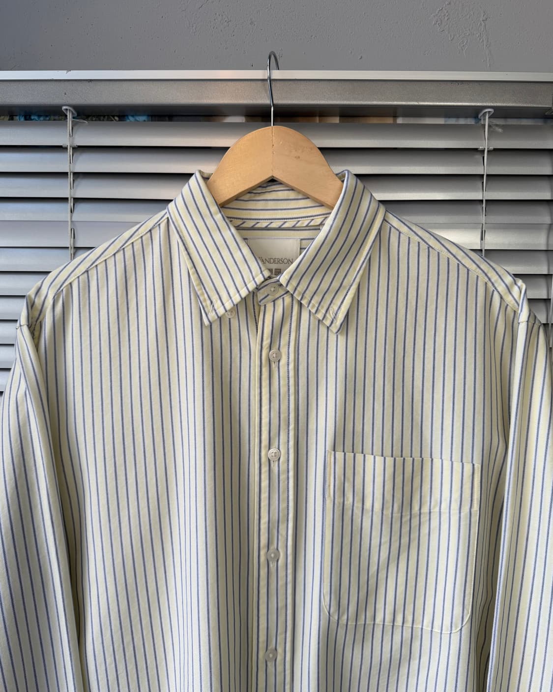 UNIQLO x JW ANDERSON stripe shirt 상품이미지3