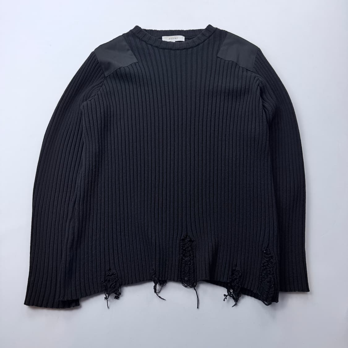 노이어 코튼 데미지 컴뱃 니트 블랙 48 상품이미지2