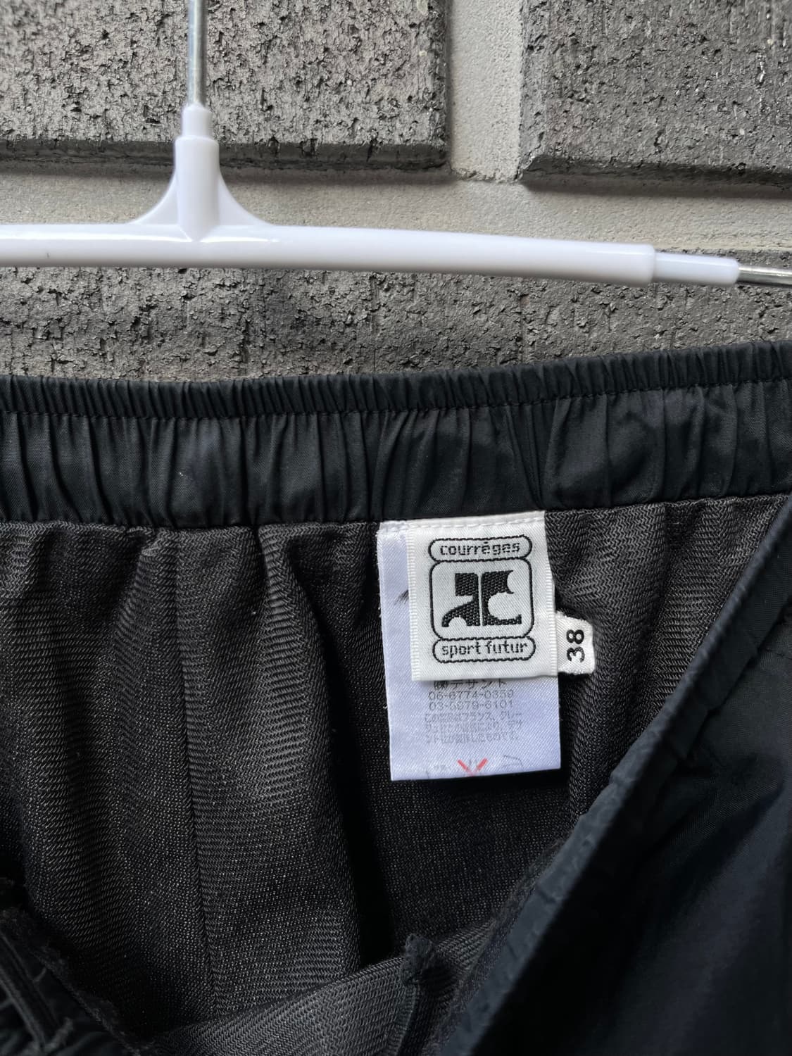 COURREGES 꾸레쥬 로고 트랙팬츠 블랙 상품이미지6