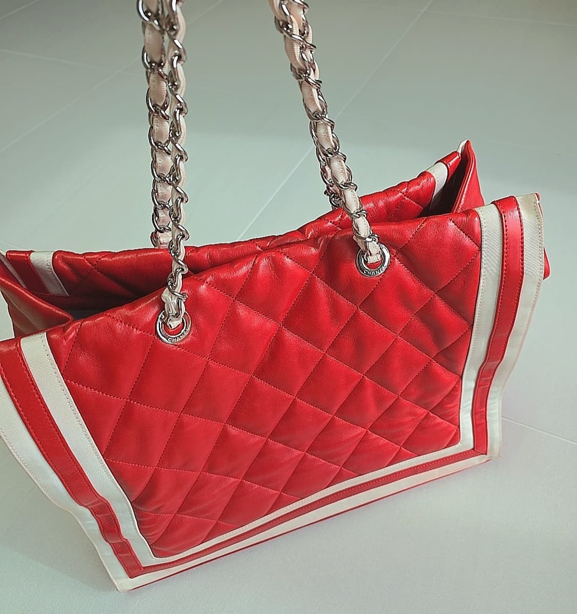 샤넬 한정판 쇼퍼백 상품이미지4