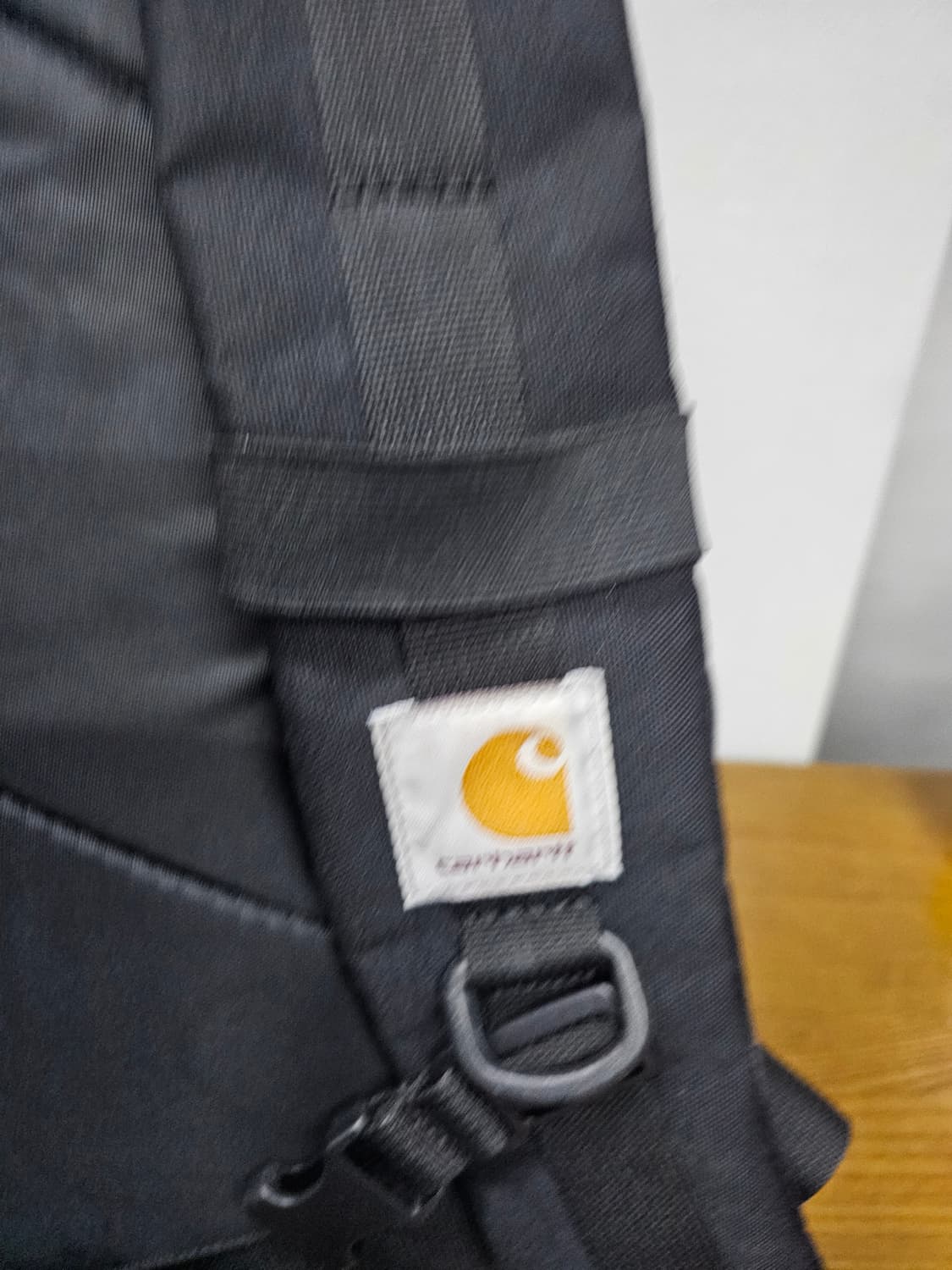 칼하트 킥플립 블랙백팩 상품이미지6