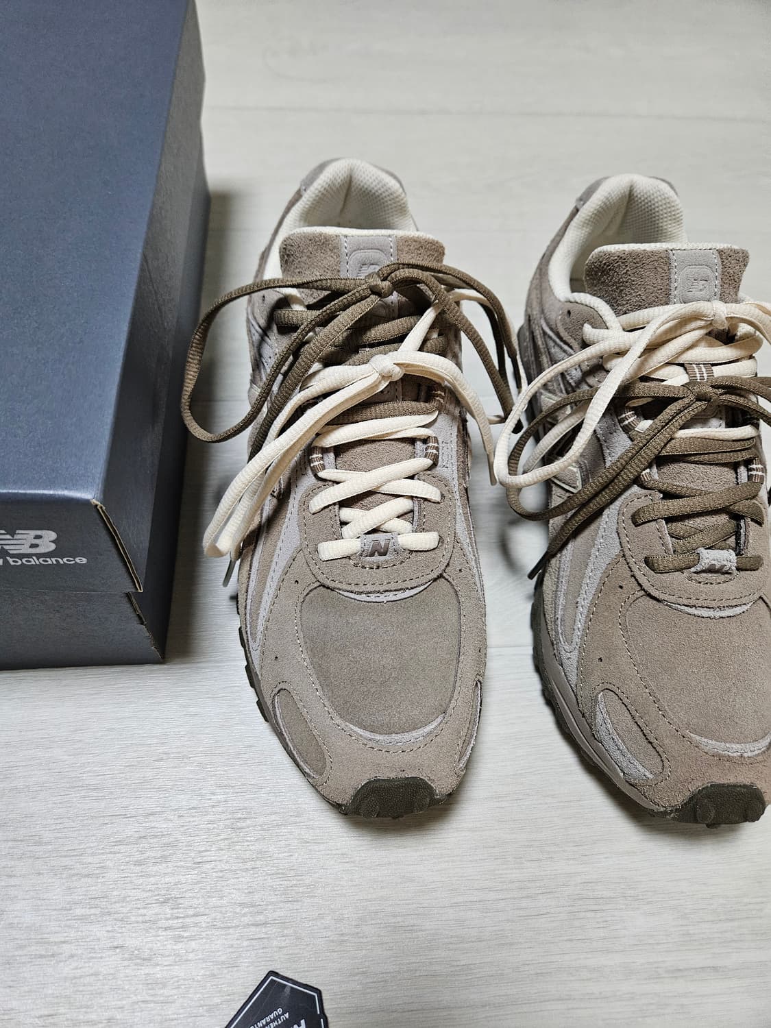 [275] 뉴발란스 204L 스웨이드 머쉬룸 애리드스톤 상품이미지3