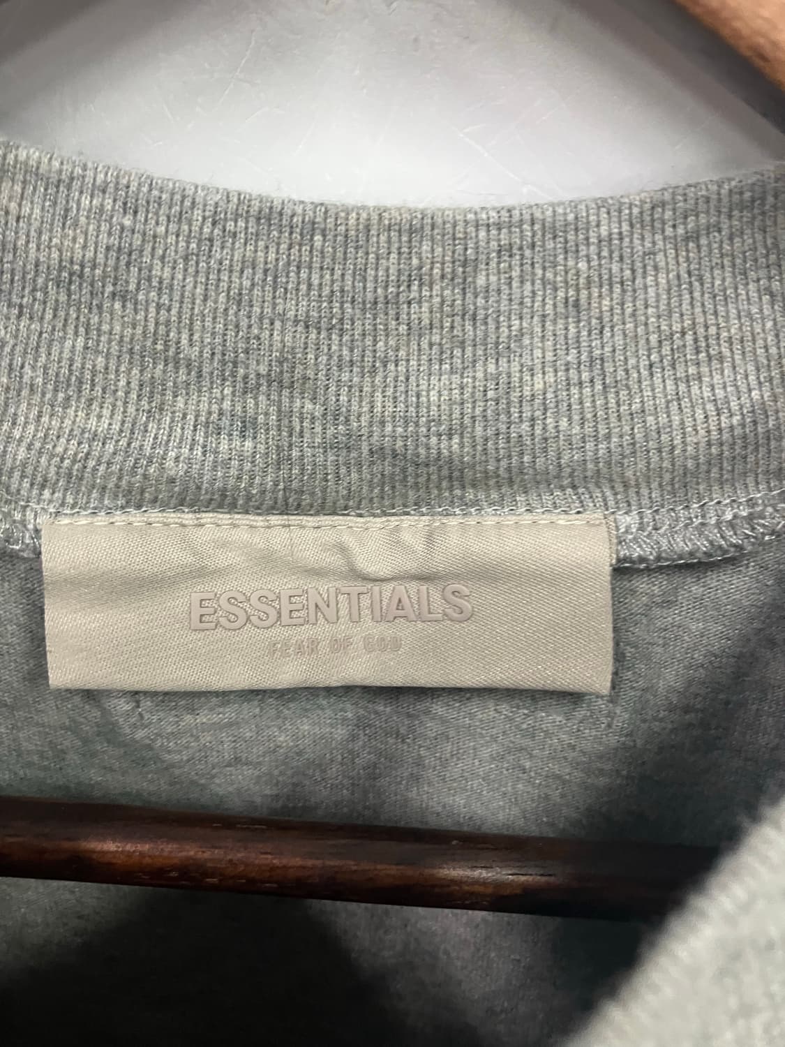 ESSENTIALS 반팔티 상품이미지2