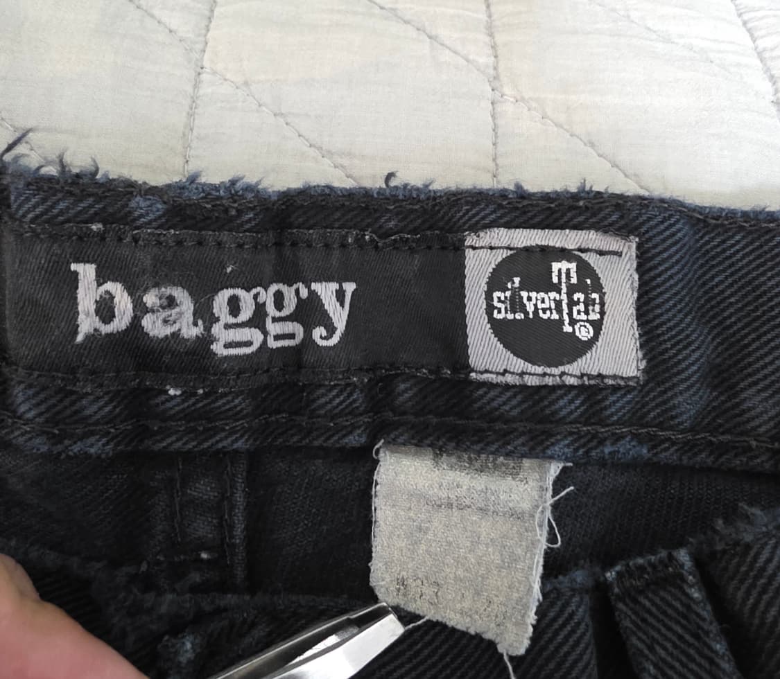 [33X28] 90s 빈티지 리바이스 실버탭 배기핏 트래쉬드 블랙진 상품이미지4