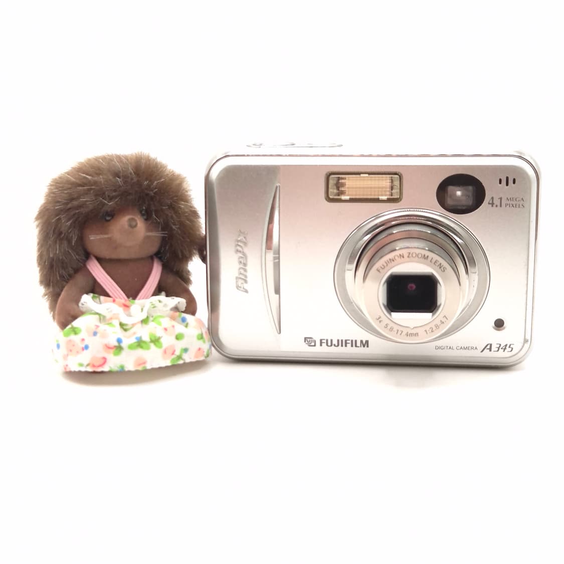 후지필름 파인픽스 A345 실버 ✨
깔끔 레트로 감성의 실버 디카 📸 상품이미지1