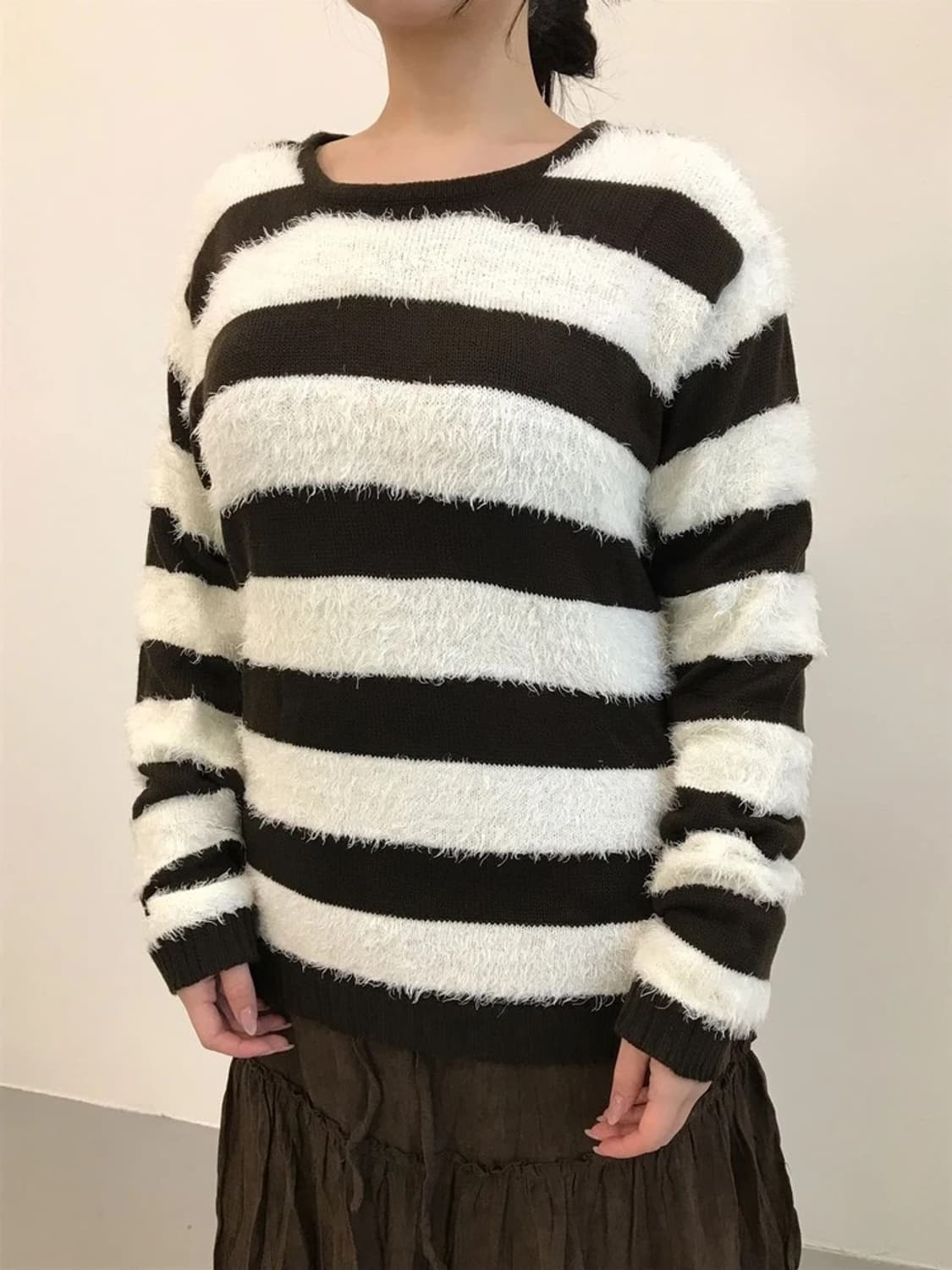 FINALBASIC Stripe Fuzzy Knit Sweater 상품이미지2