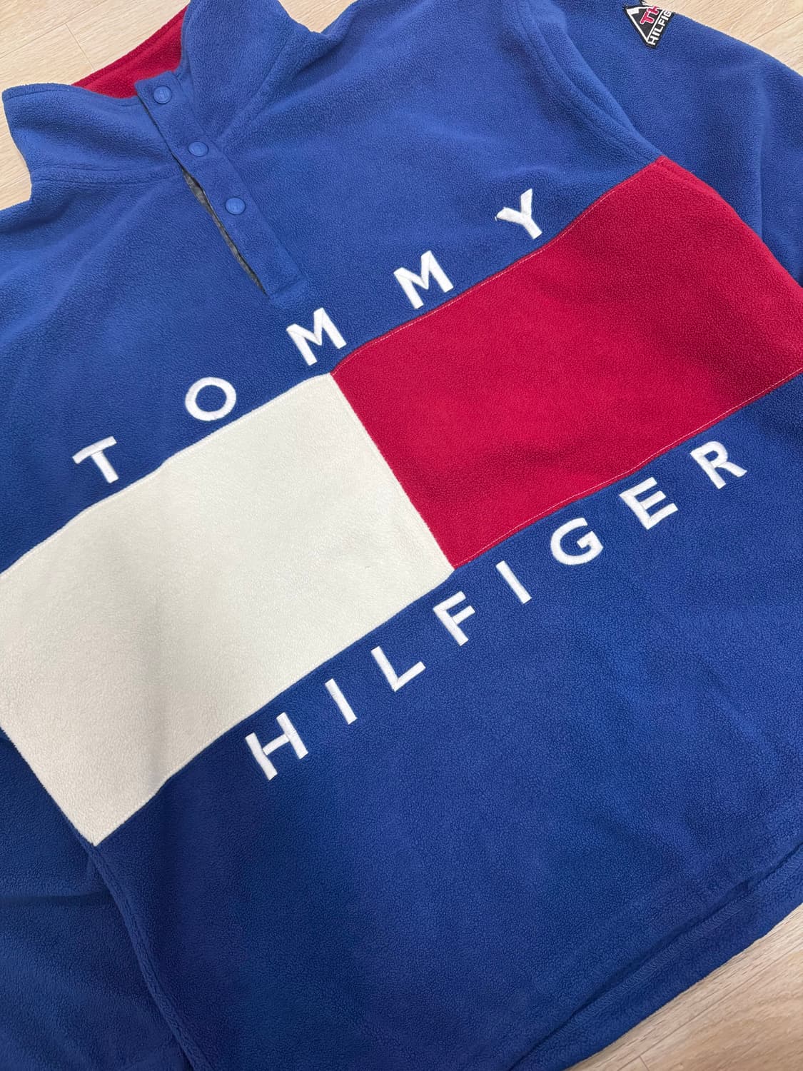 타미힐피거 빅플래그 하프버튼 후리스 L 상품이미지3