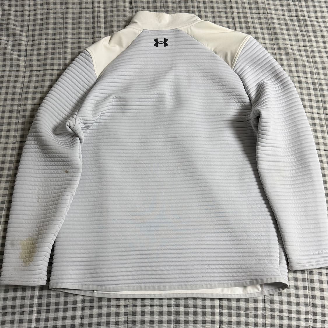 (XL) 언더아머 하프 집업 긴팔티 블랙 화이트 2 종 상품이미지2