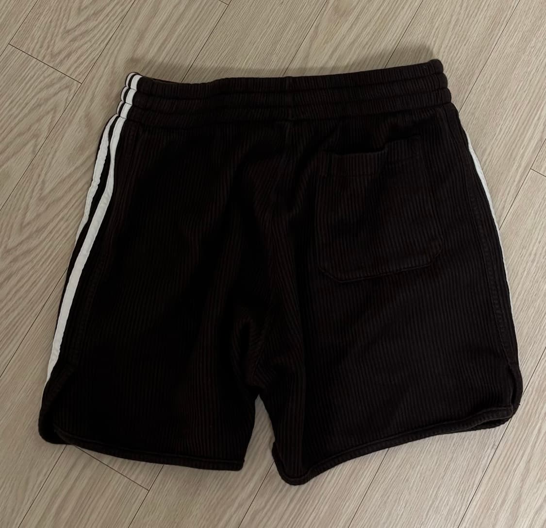 아디다스 와플 숏팬츠 L 다크브라운 상품이미지3