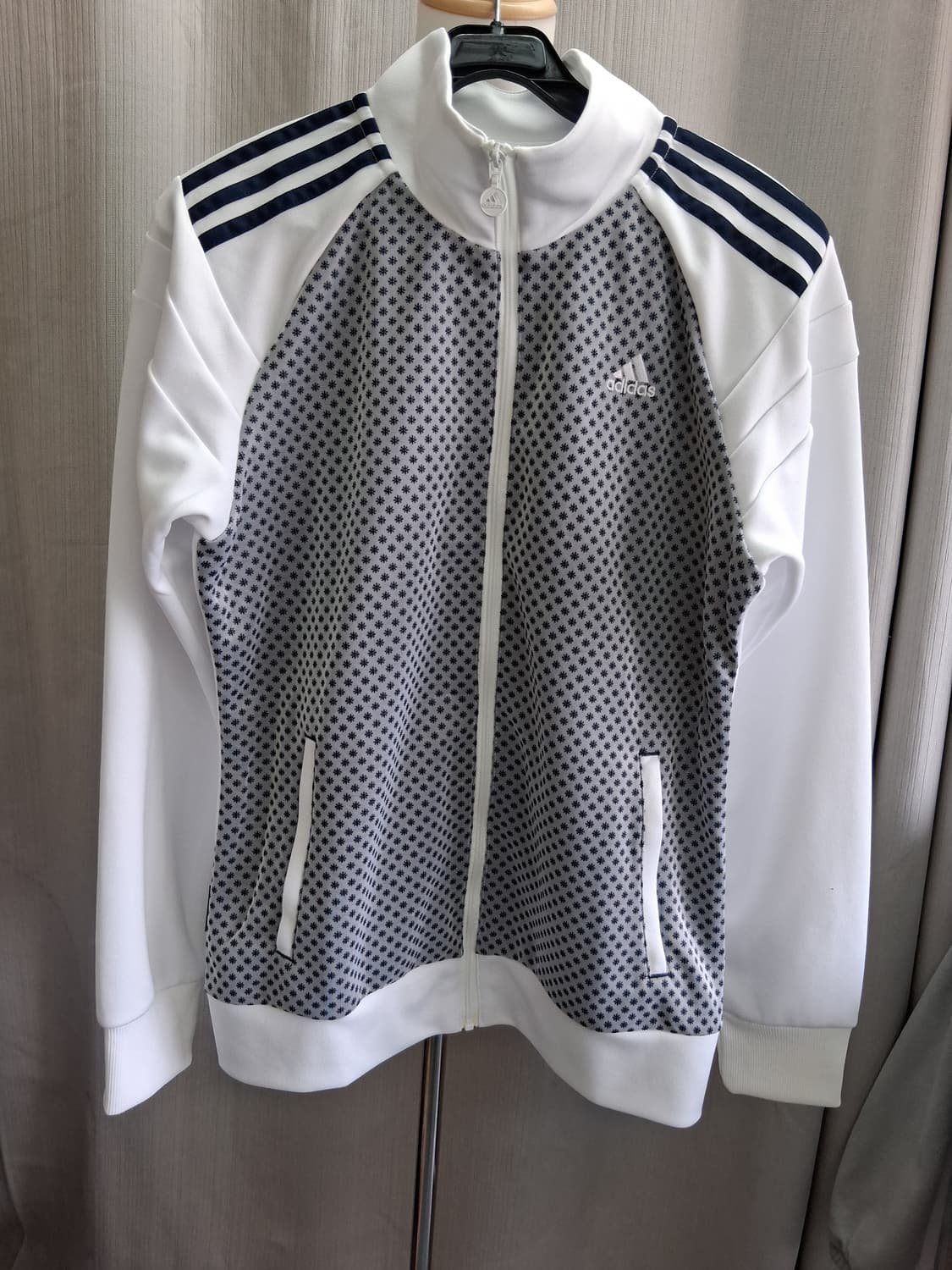 아디다스  화이트 패턴 져지(공용남90여95) 상품이미지1