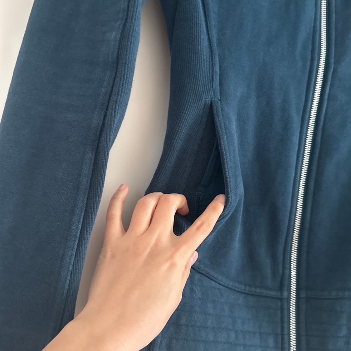 Lululemon 룰루레몬 스쿠바 자켓 4사이즈 상품이미지3