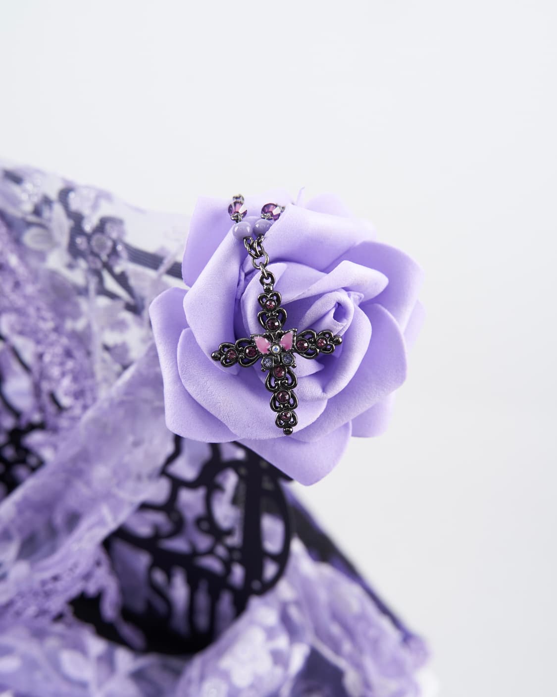 Anna sui  black&purple 버터플라이  크로스 목걸이 상품이미지2