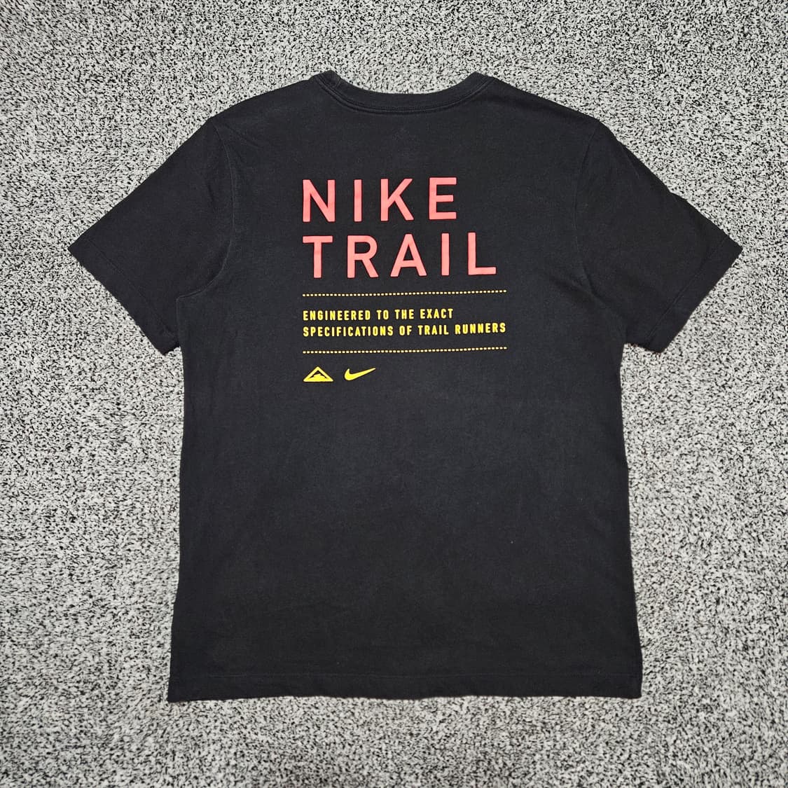 나이키 트레일 반팔티셔츠 상품이미지2
