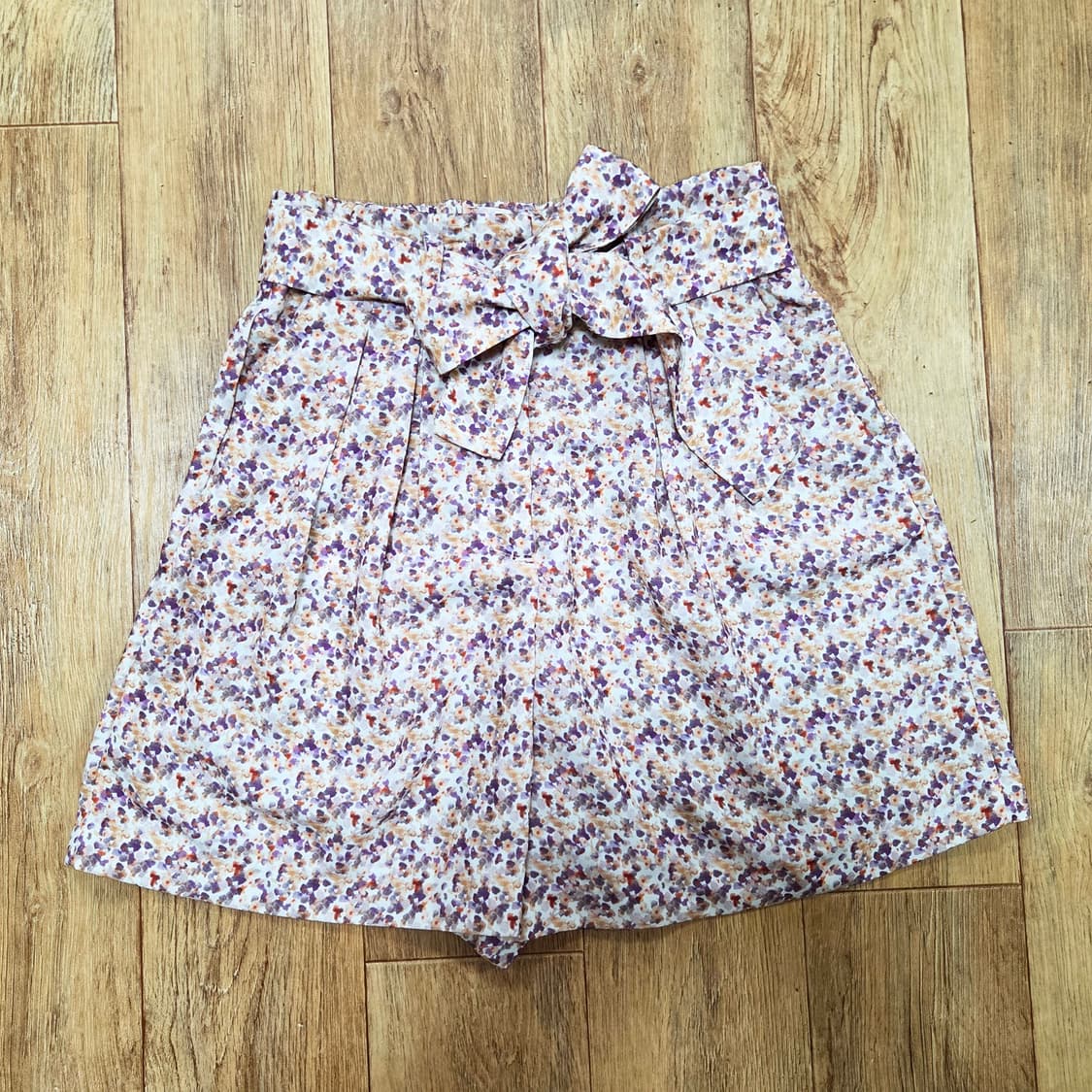 자라(zara) 플라워 벨티드 반바지 55 새상품 상품이미지3