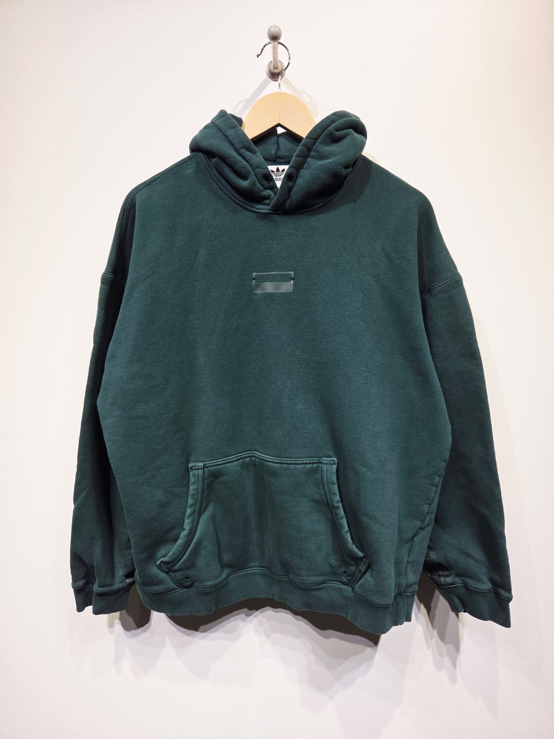 아디다스 오리지널스 R.Y.V. 테이핑 후드 & 조거 팬츠 셋업 상품이미지2