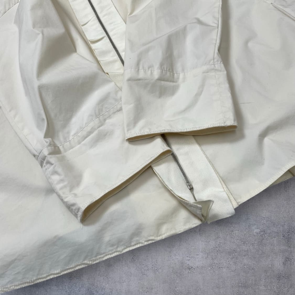 랑방 Lanvin 아이보리 하이넥 프릴 집업 자켓 82-94-160 상품이미지7