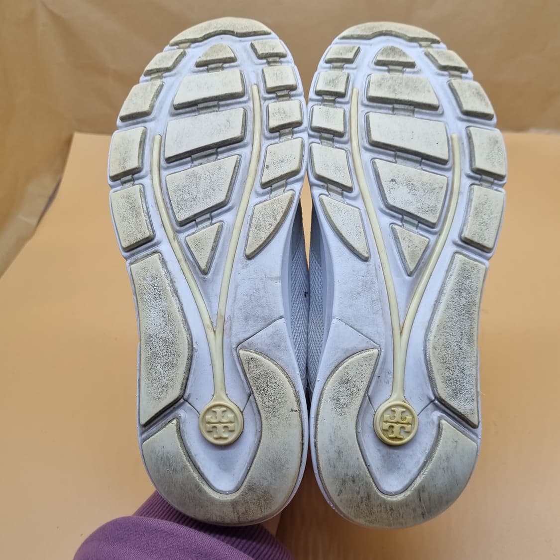 토리버치 소이어 여성스니커즈7.5 240 굽5 상품이미지3