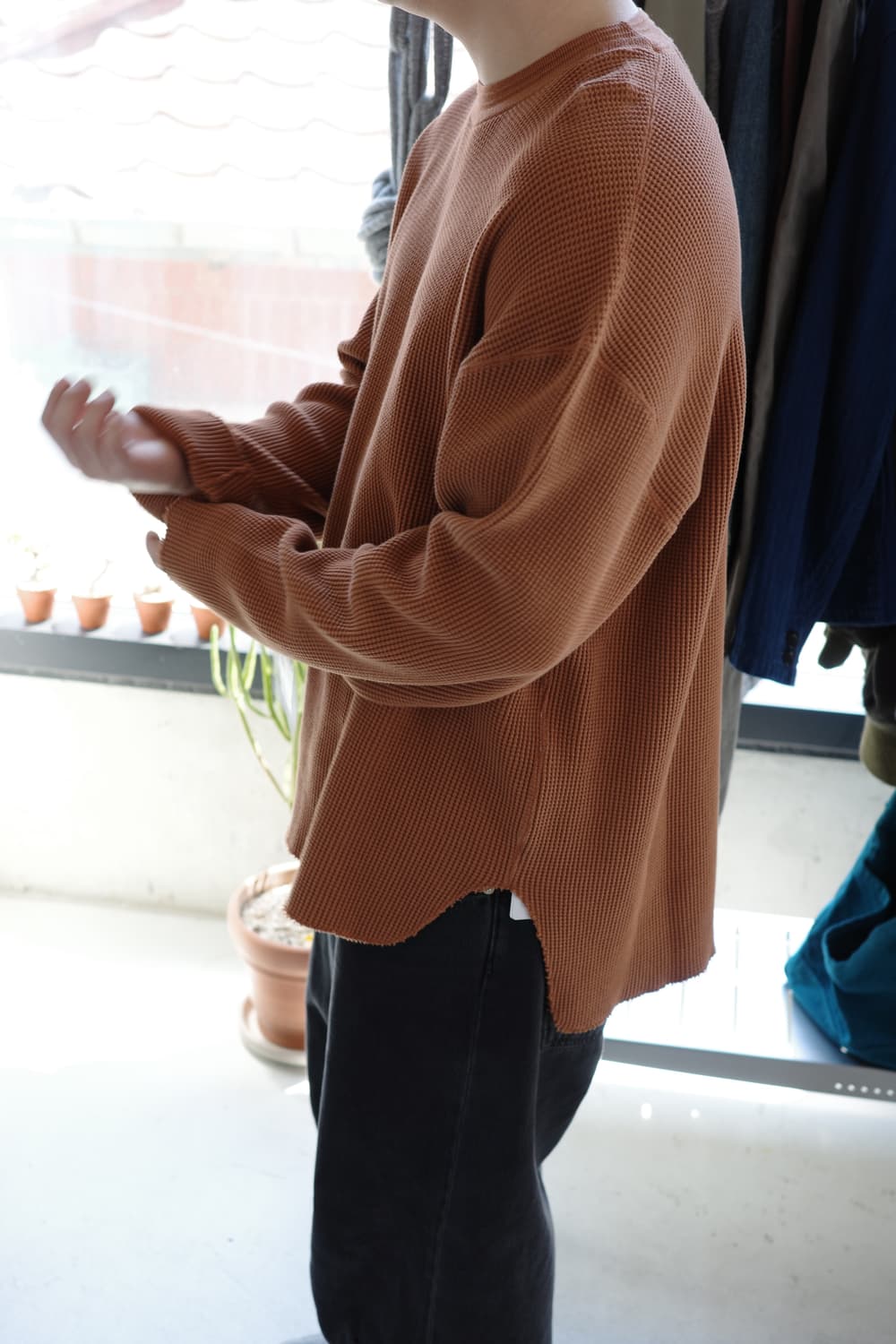 Innat 인앳 이나트 와플 롱 슬리브 상품이미지1