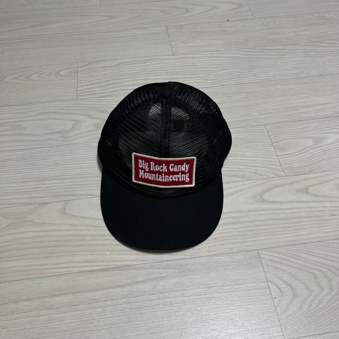 [FREE] BRCM 빅락캔디마운틴니어링 메쉬캡 블랙 상품이미지2
