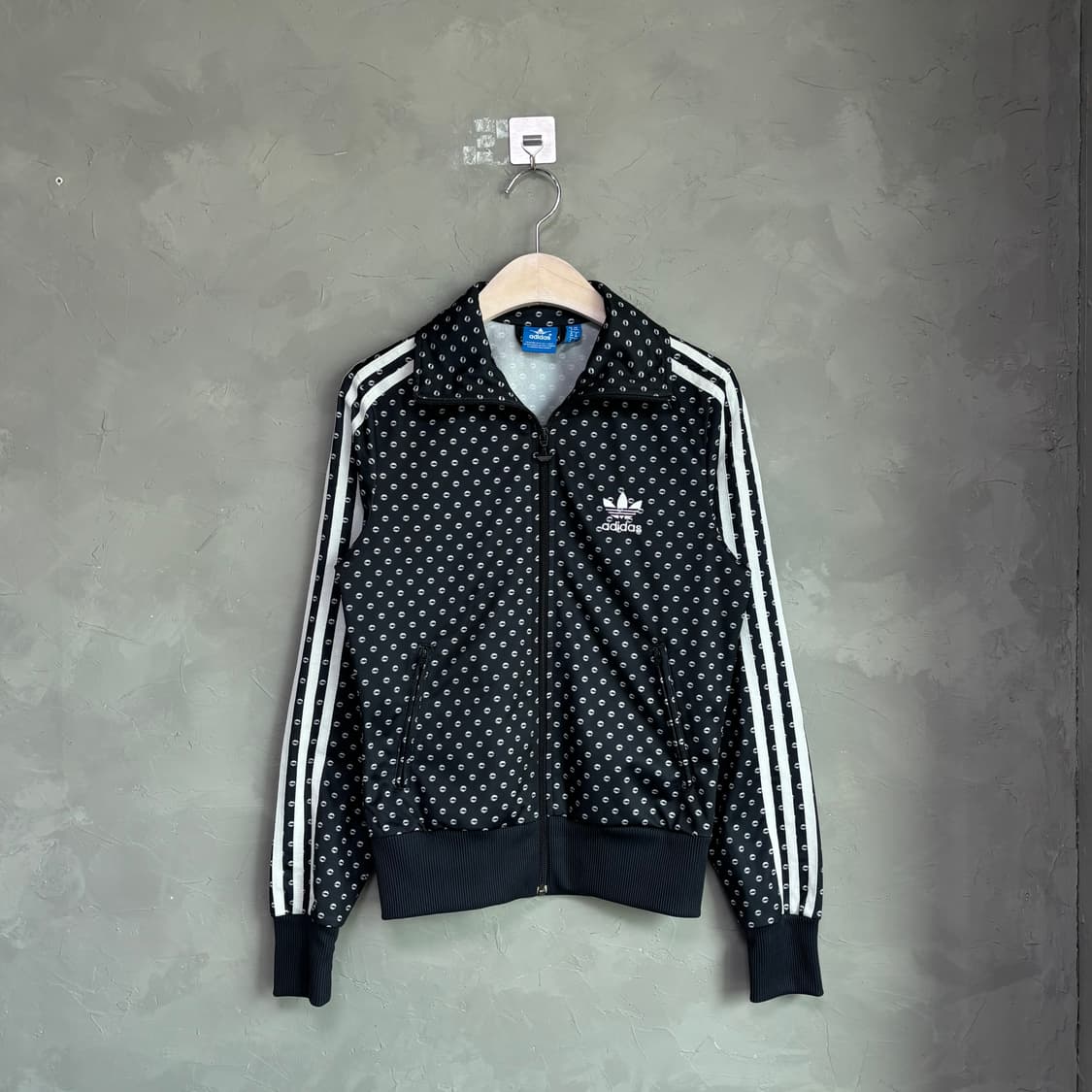 아디다스 파어이버드 백로고 져지 트랙탑 립 패턴 상품이미지1