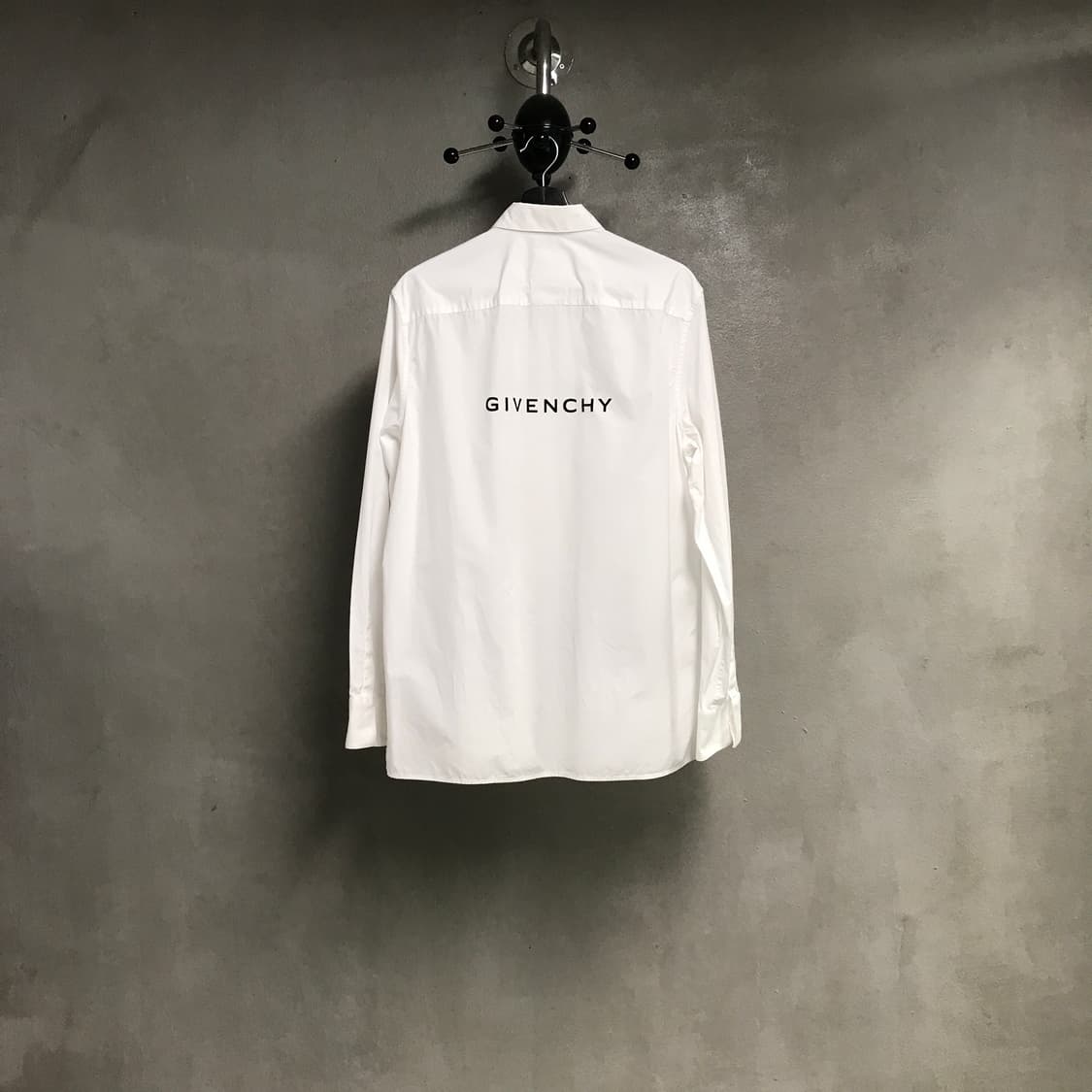 지방시 화이트 셔츠 39 상품이미지9