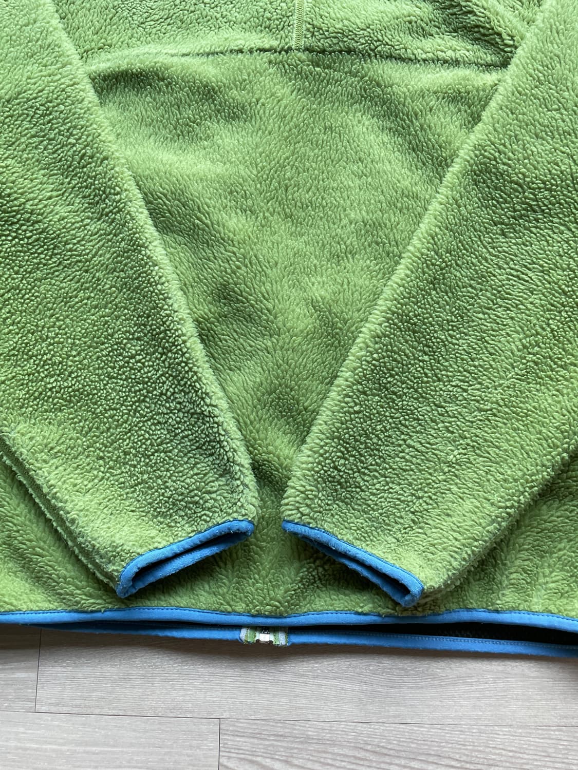 파타고니아 레트로x 스파우트 그린 자켓 상품이미지7