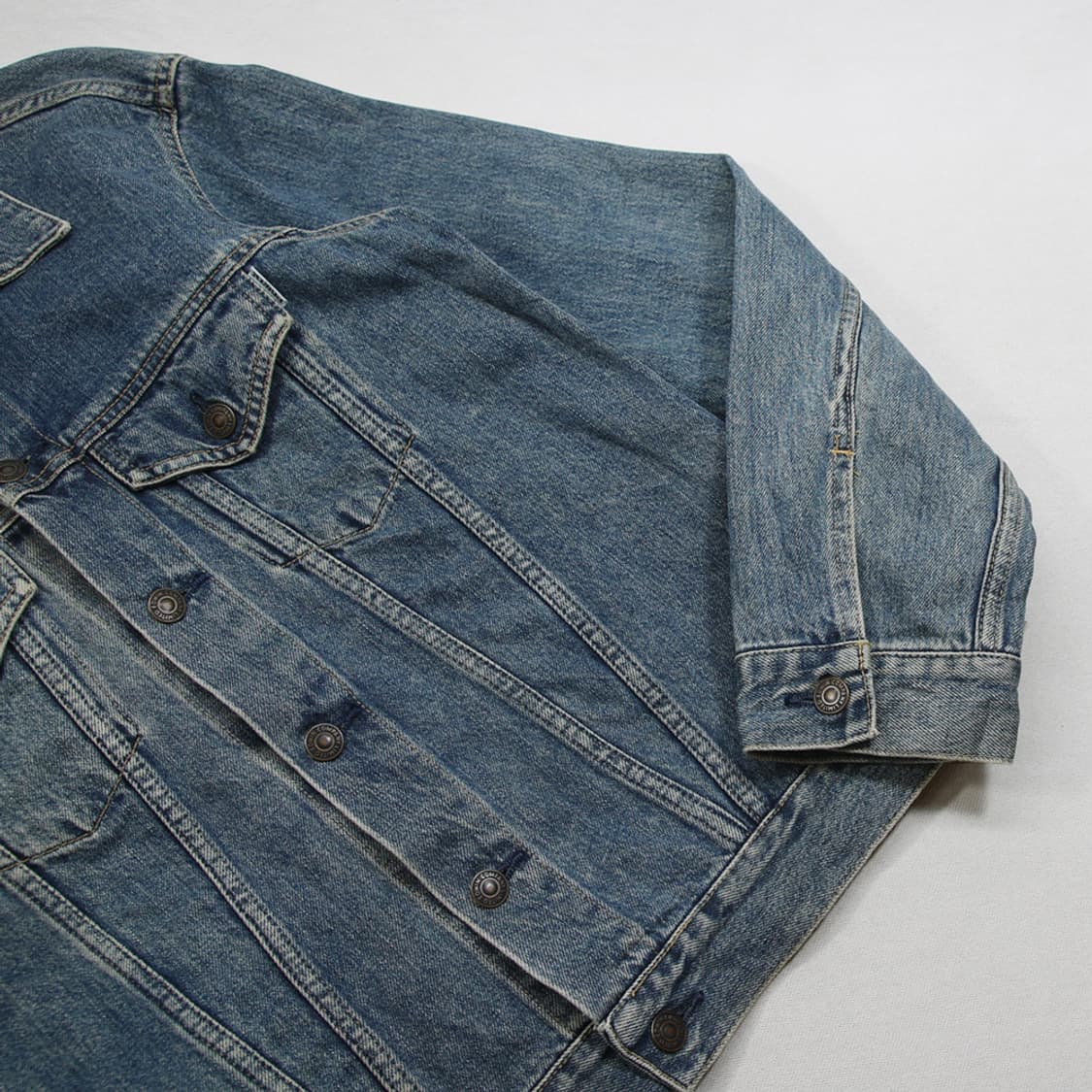 (착용컷) EDWIN 데님 트러커 자켓 (남성용 98) 상품이미지6