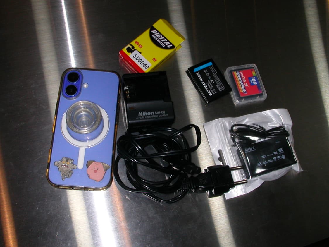 배터리2개/황조지/셀카가능)니콘 쿨픽스 2500 빈티지디카 상품이미지10