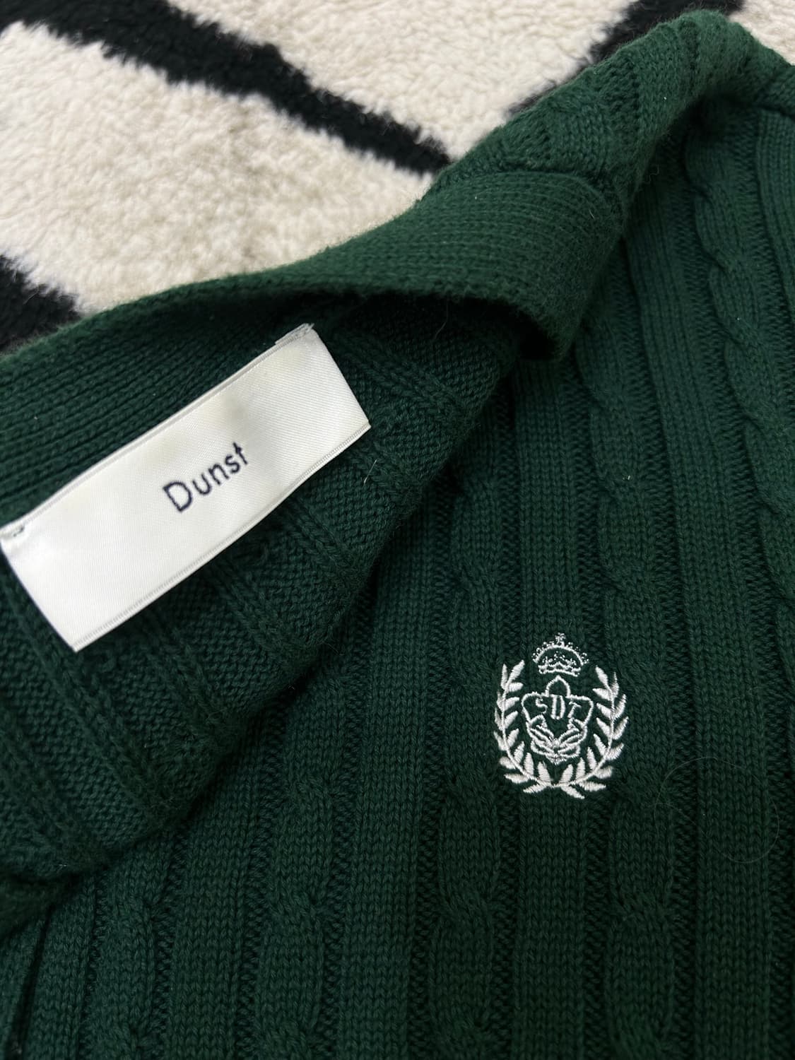 [M]던스트 크레스트 로고 케이블 가디건/그린 상품이미지6