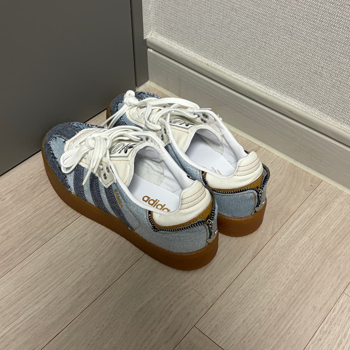 아디다스 x 아트모스 삼배 스택드 데님 클라우드 화이트 메사 상품이미지2