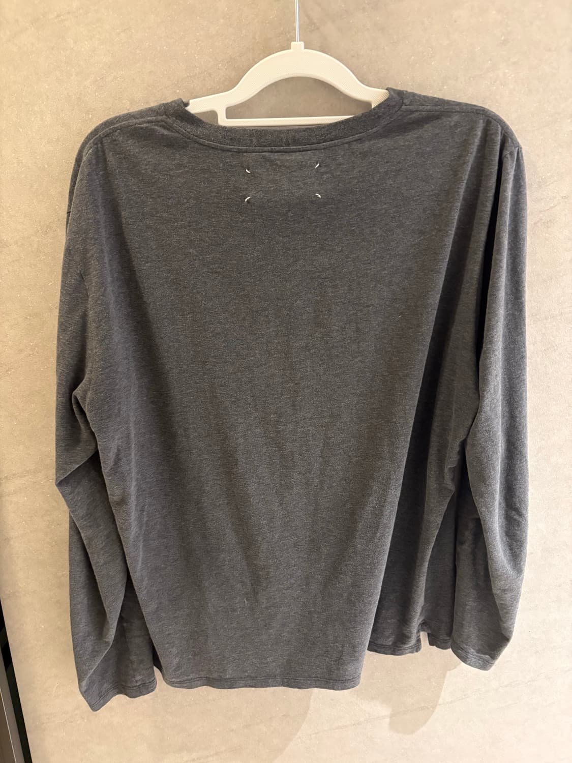 마르지엘라 브이넥 롱슬리브 그레이 상품이미지2