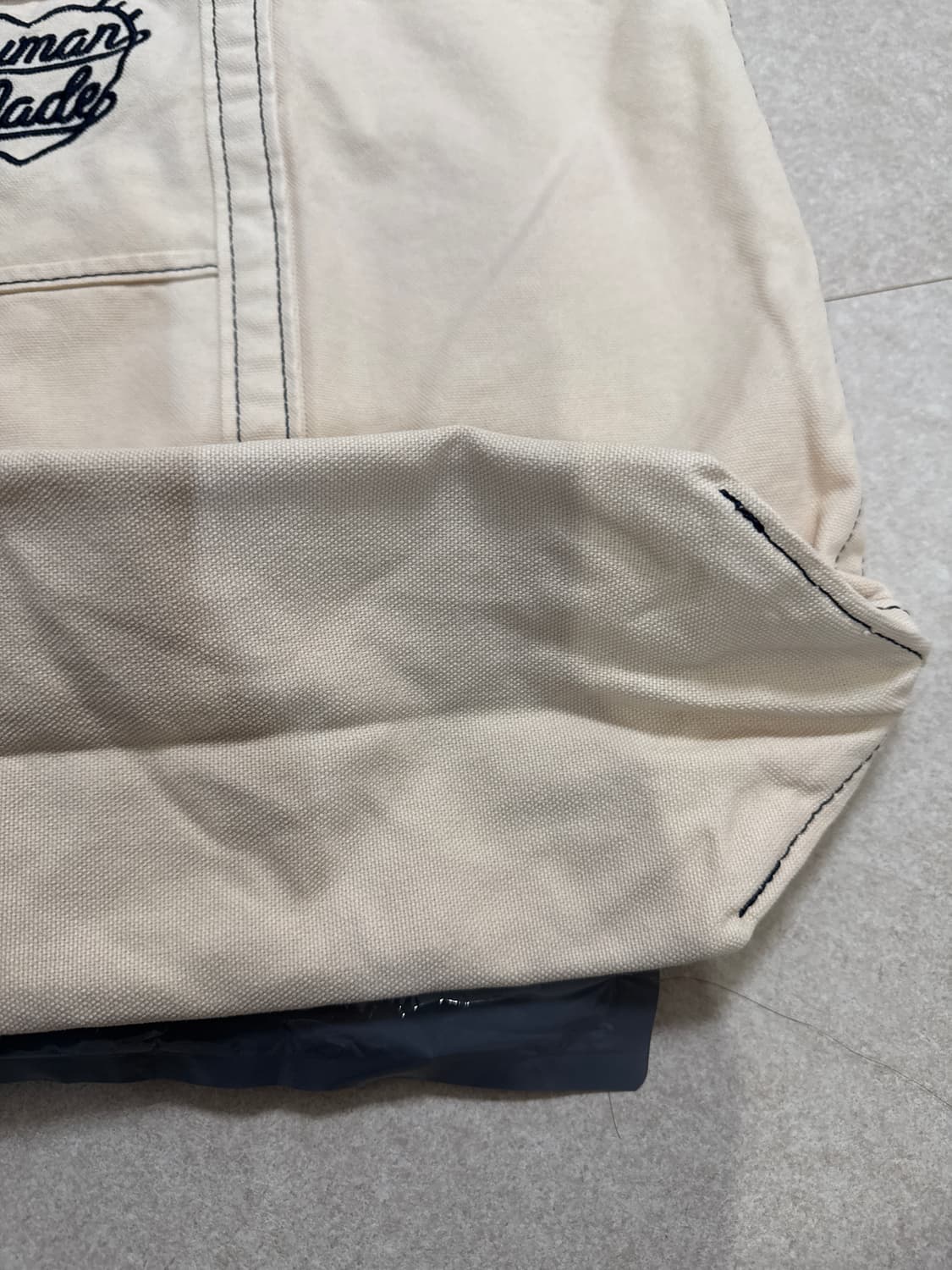 휴먼메이드 가먼트 다이드 토트백 화이트  상품이미지3