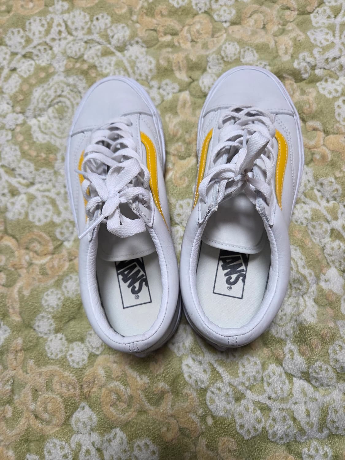 반스 올드스쿨 흰/노 스니커즈 245mm 상품이미지3