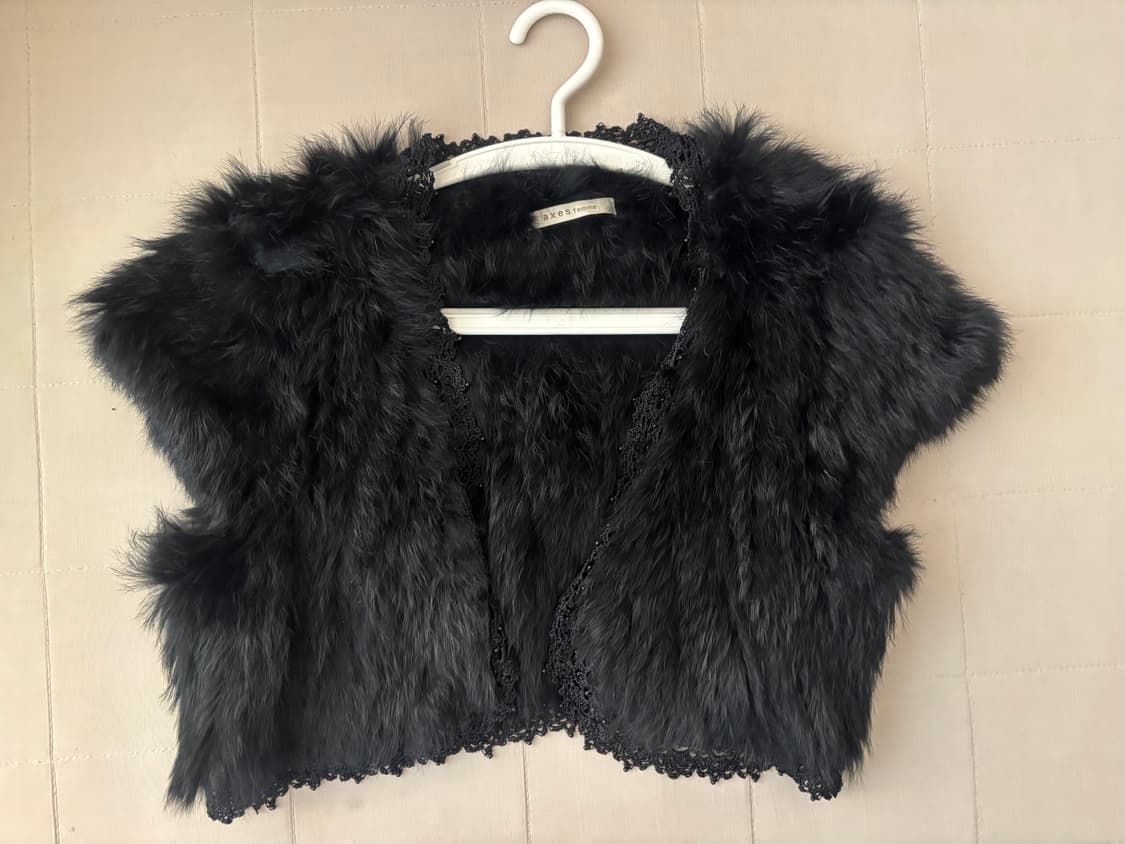 엑시즈팜 빈티지 토끼퍼 블랙 크롭 가디건 상품이미지1