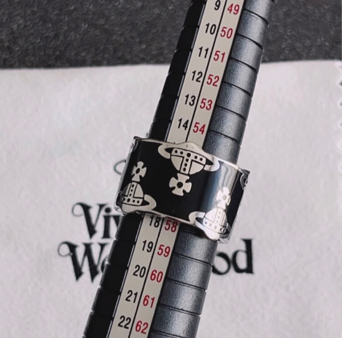 비비안웨스트우드 아카이브 orb 각인 포인트링 반지 상품이미지6