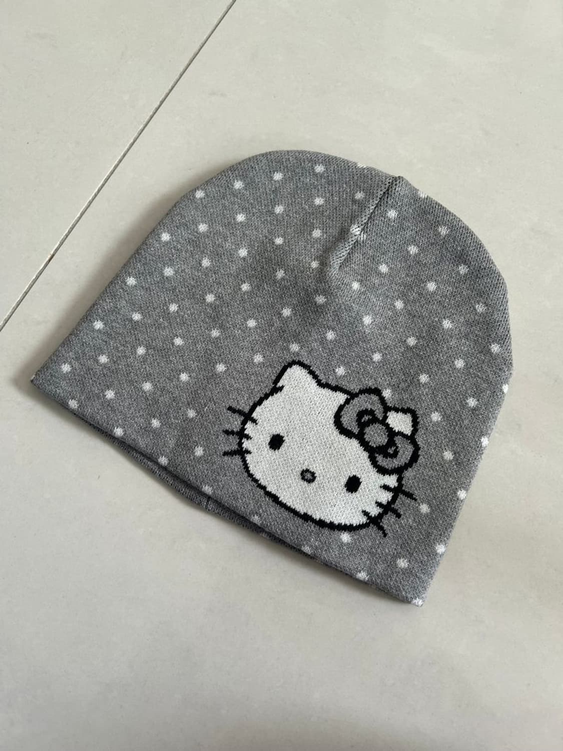 HELLO KITTY BEANIE 헬로키티 비니 상품이미지1