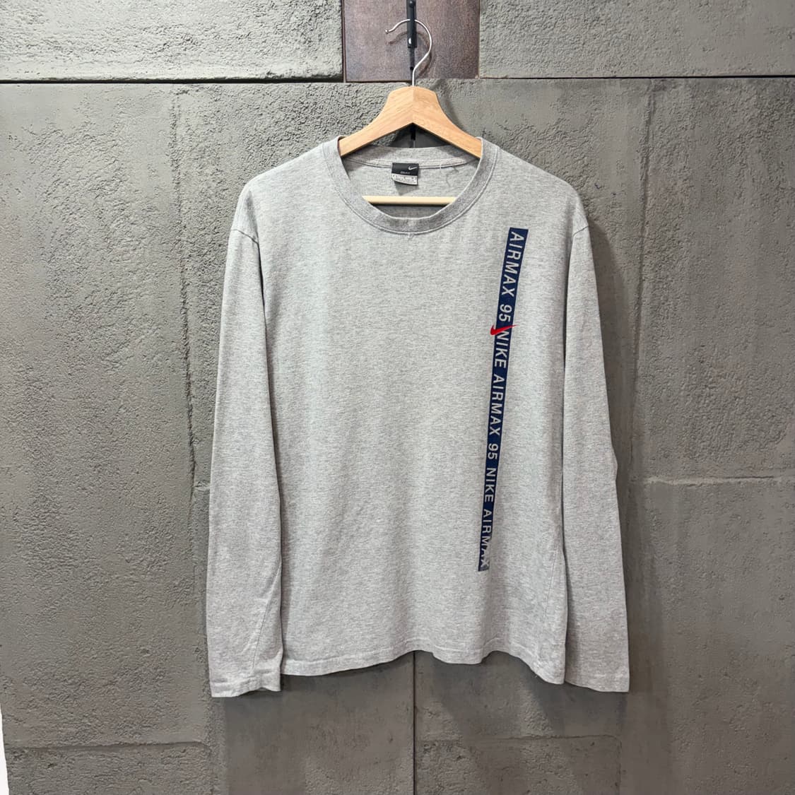 나이키 에어맥스 95 드라이핏 롱슬리브 티셔츠 (L) 상품이미지1