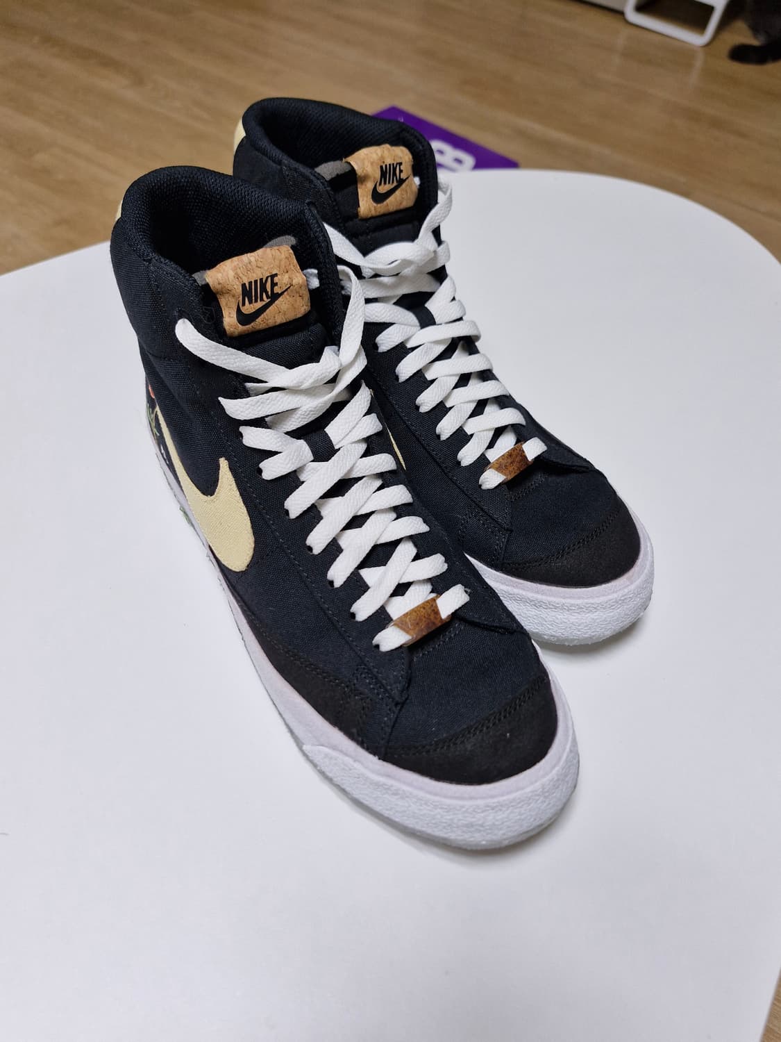 나이키 블레이저 미드 77 폼그라나테 석류 275 상품이미지1