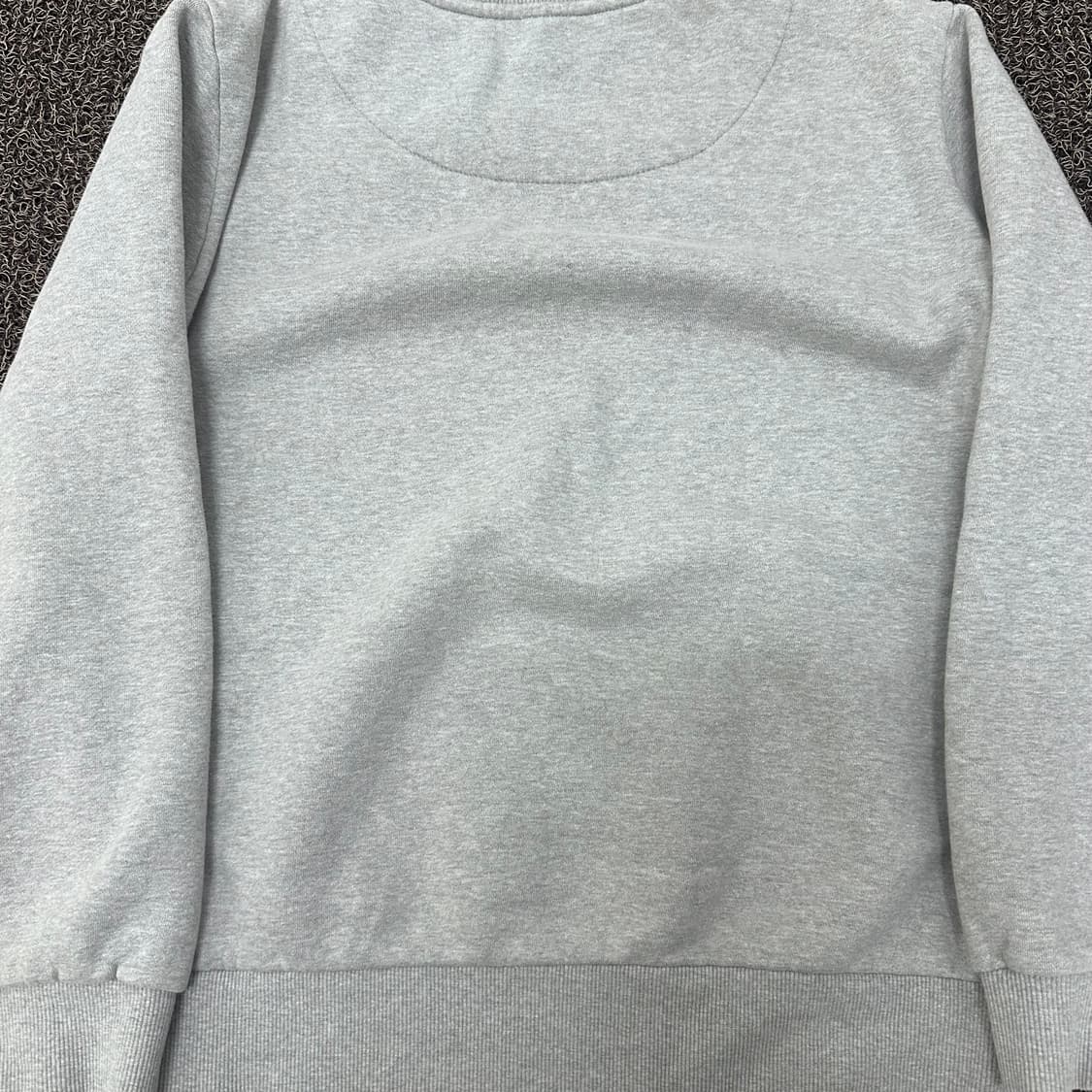 GUESS 게스 맨투맨 그레이 95(M) 상품이미지7