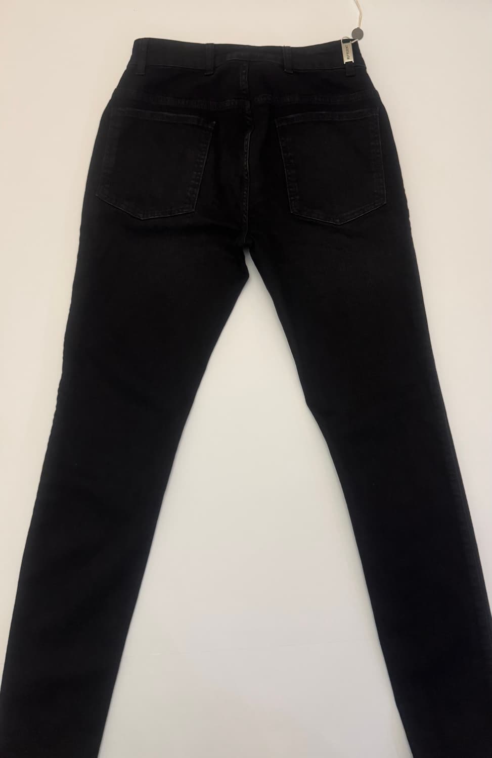 represent   리프레젠트 블랙 워싱 슬림핏  데님 팬츠  상품이미지4